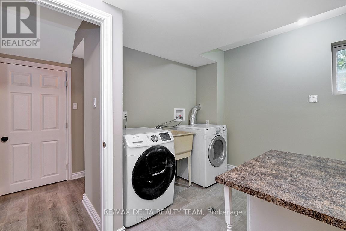 397 Phoenix Crescent, Ottawa, Ontario  K1E 1V6 - Photo 31 - X13596004