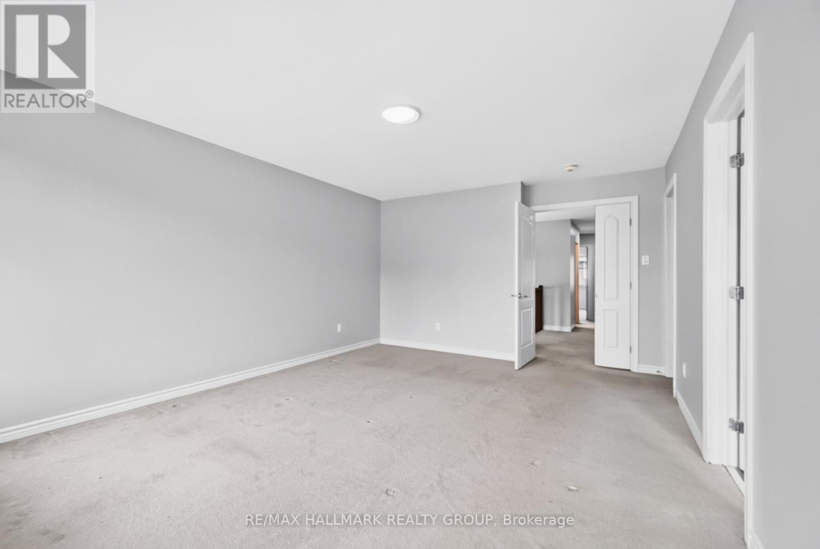 547 Muskari Street, Ottawa, Ontario  K1T 0S3 - Photo 20 - X13596016