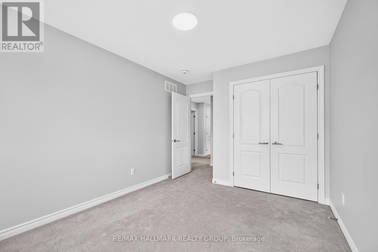 547 Muskari Street, Ottawa, Ontario  K1T 0S3 - Photo 29 - X13596016