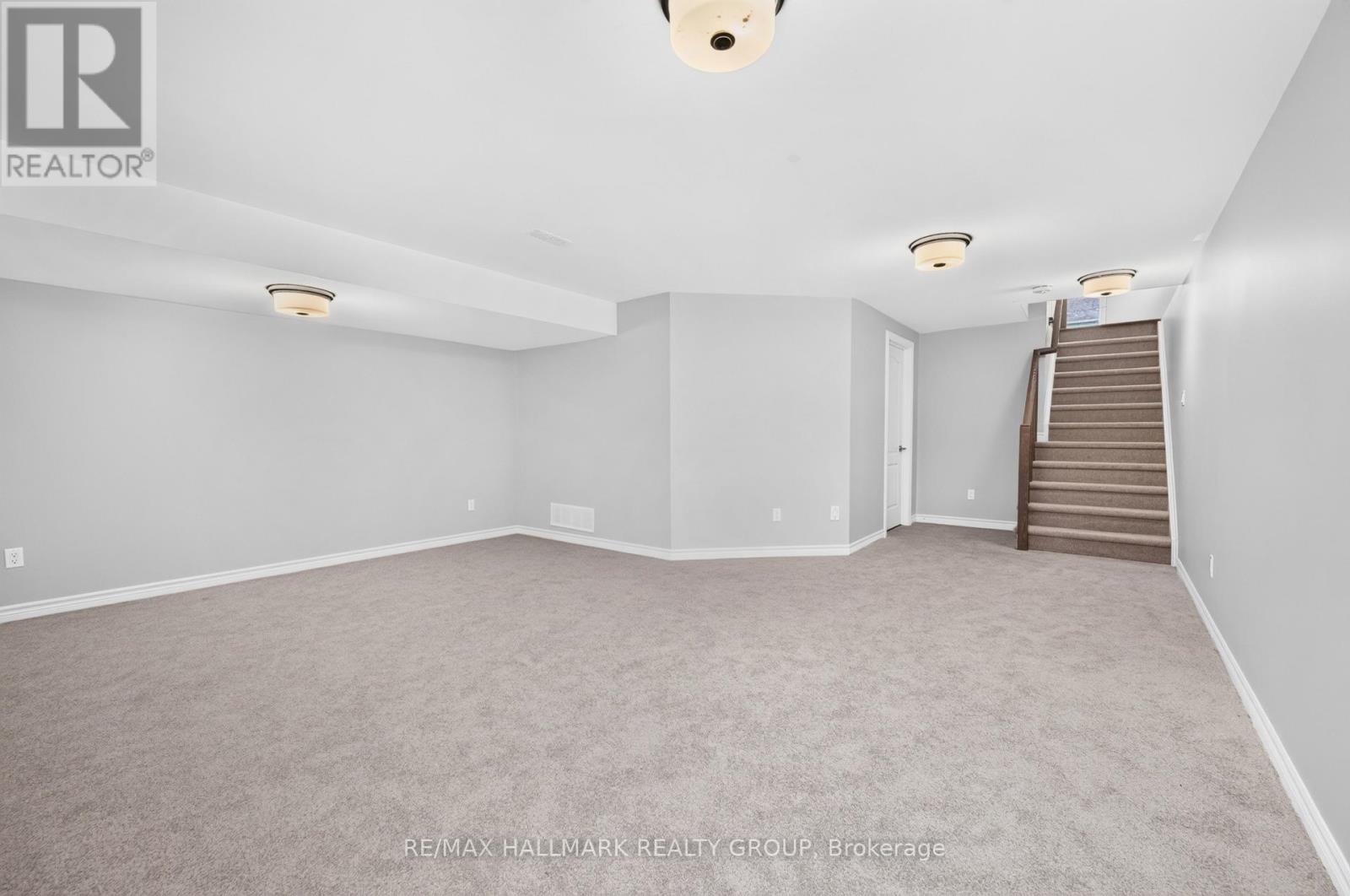 547 Muskari Street, Ottawa, Ontario  K1T 0S3 - Photo 37 - X13596016