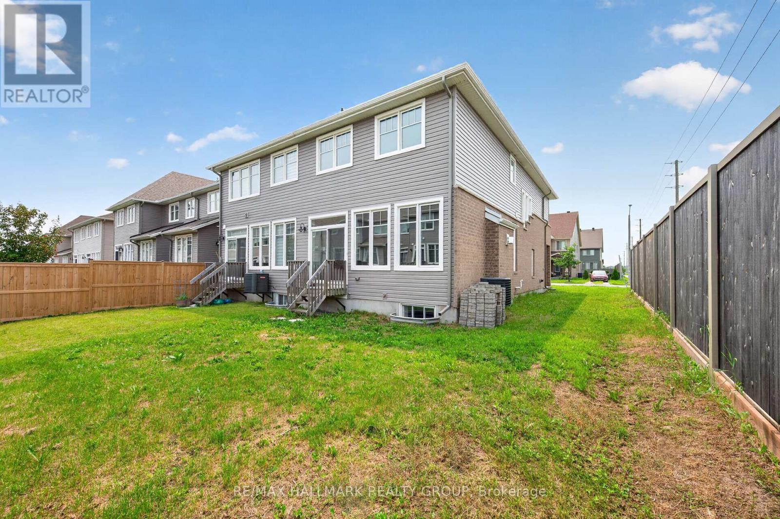 547 Muskari Street, Ottawa, Ontario  K1T 0S3 - Photo 41 - X13596016