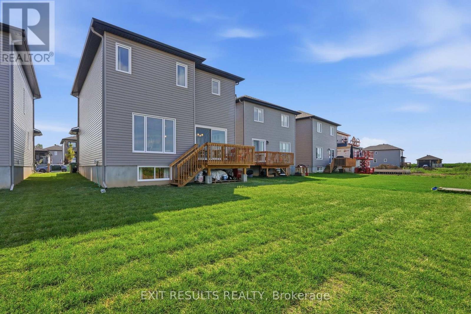 1213 Montblanc Crescent, Russell, Ontario  K0A 1W1 - Photo 29 - X13596356