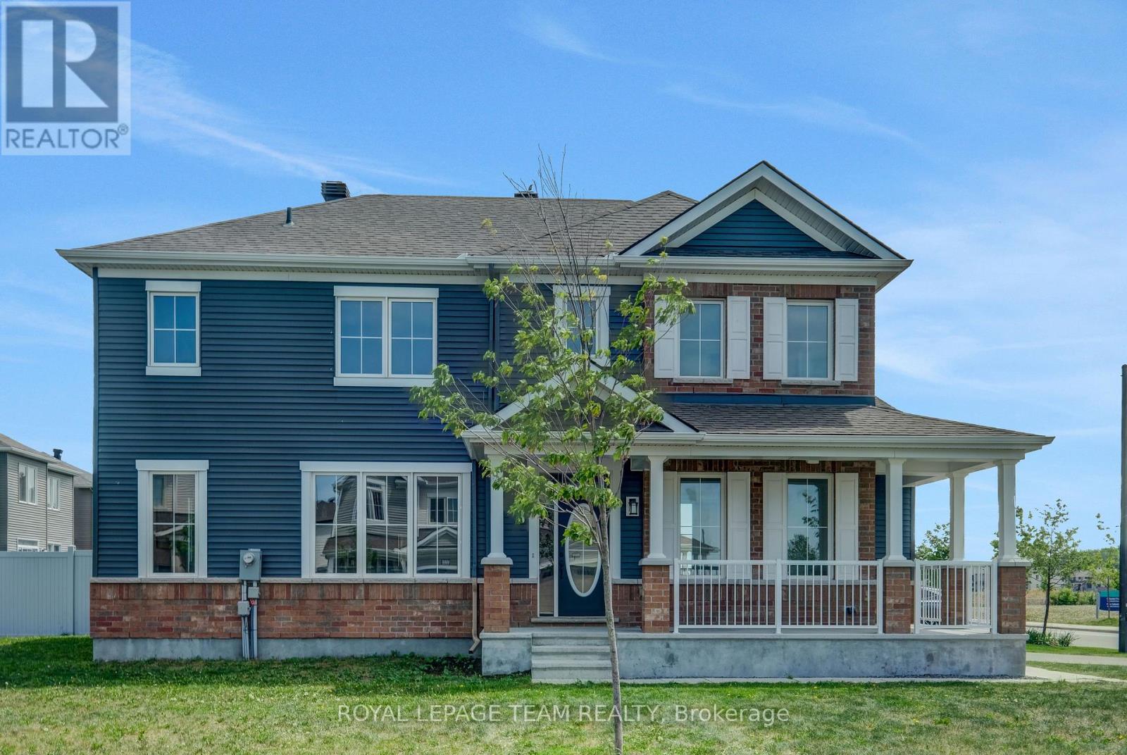 133 Celestial Grove, Ottawa, Ontario  K2J 6S8 - Photo 1 - X13596750