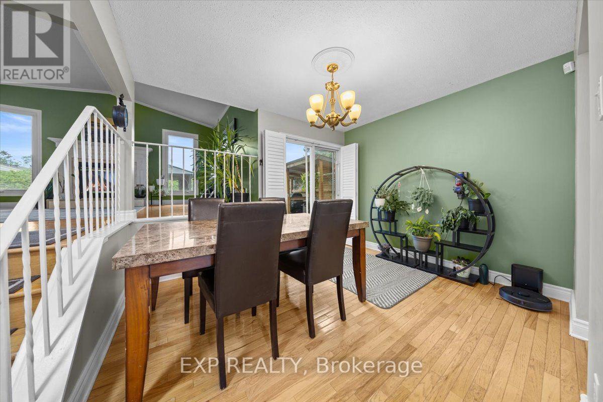 1044 Arrowhead Place, Ottawa, Ontario  K1C 2S4 - Photo 4 - X13596856