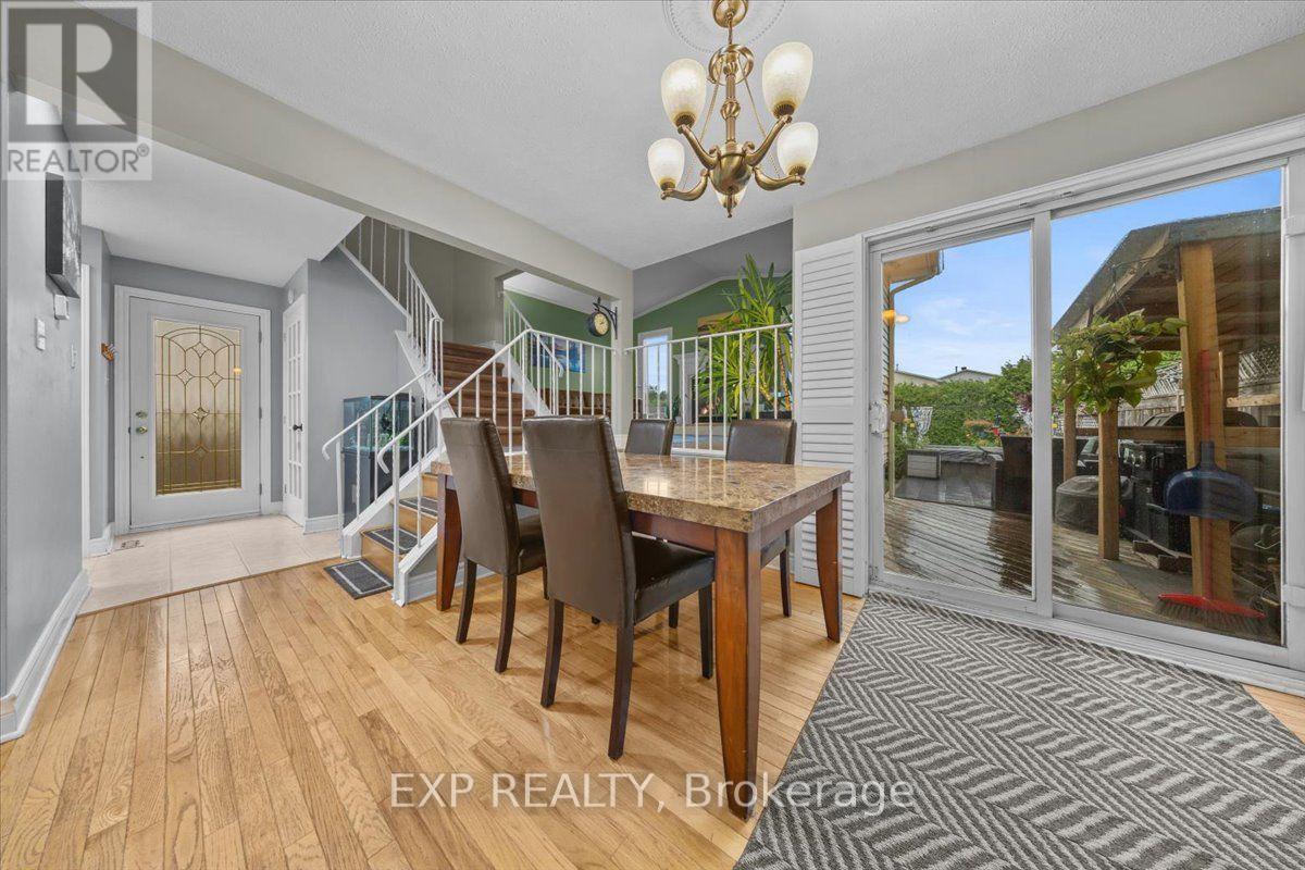 1044 Arrowhead Place, Ottawa, Ontario  K1C 2S4 - Photo 5 - X13596856