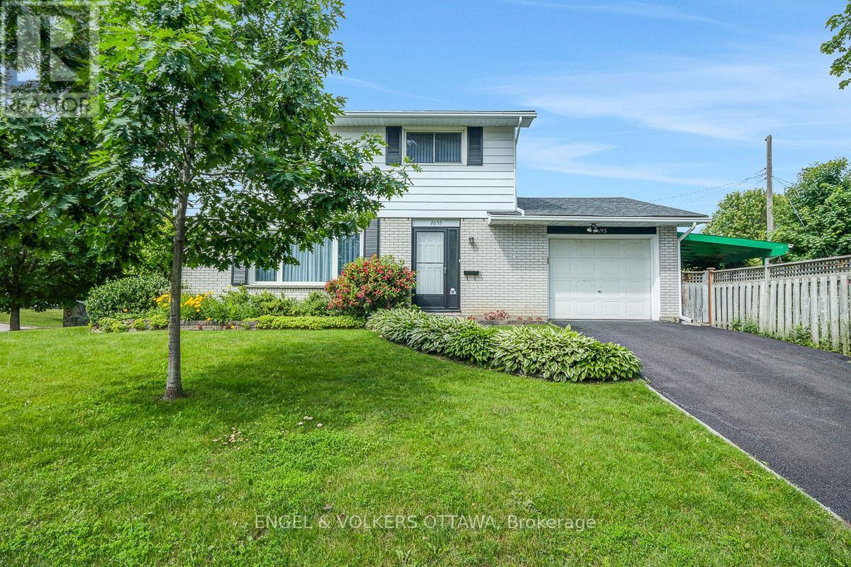 2695 Hickson Crescent S, Ottawa, Ontario  K2H 6Y5 - Photo 1 - X13597066