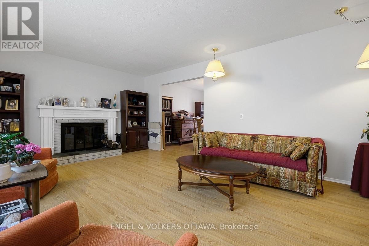 2695 Hickson Crescent S, Ottawa, Ontario  K2H 6Y5 - Photo 10 - X13597066