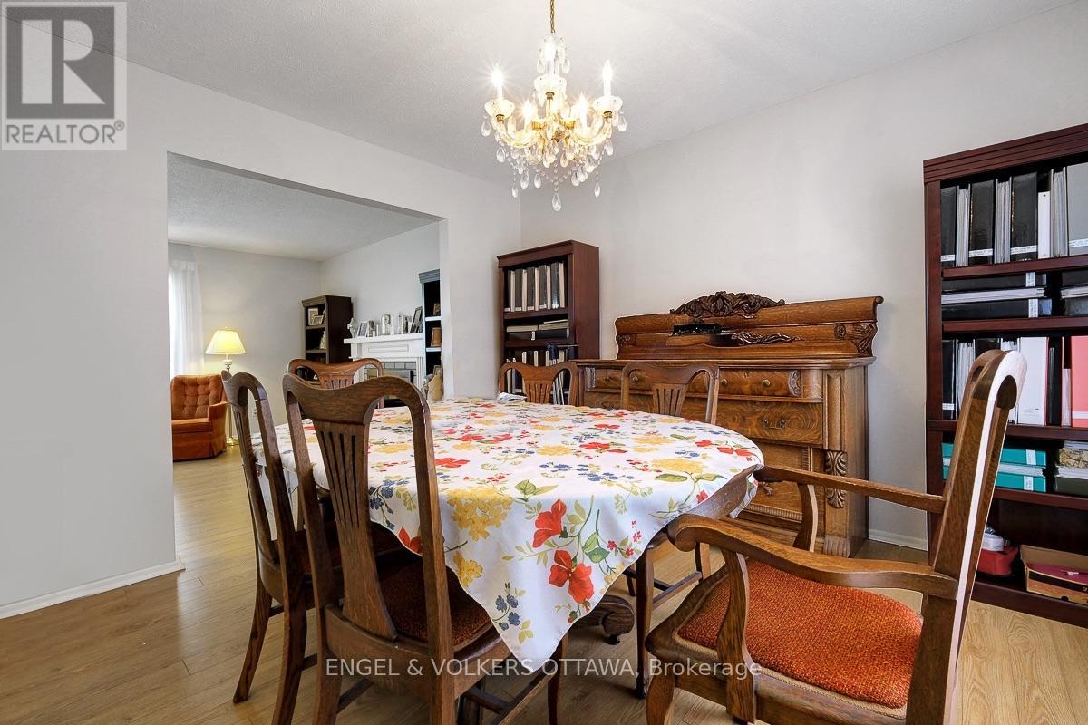 2695 Hickson Crescent S, Ottawa, Ontario  K2H 6Y5 - Photo 15 - X13597066