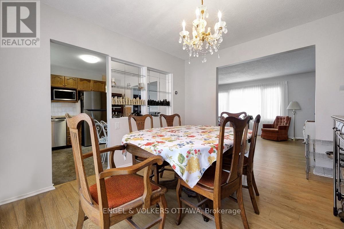 2695 Hickson Crescent S, Ottawa, Ontario  K2H 6Y5 - Photo 16 - X13597066
