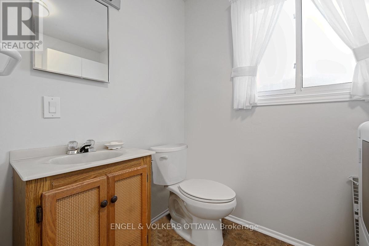 2695 Hickson Crescent S, Ottawa, Ontario  K2H 6Y5 - Photo 21 - X13597066