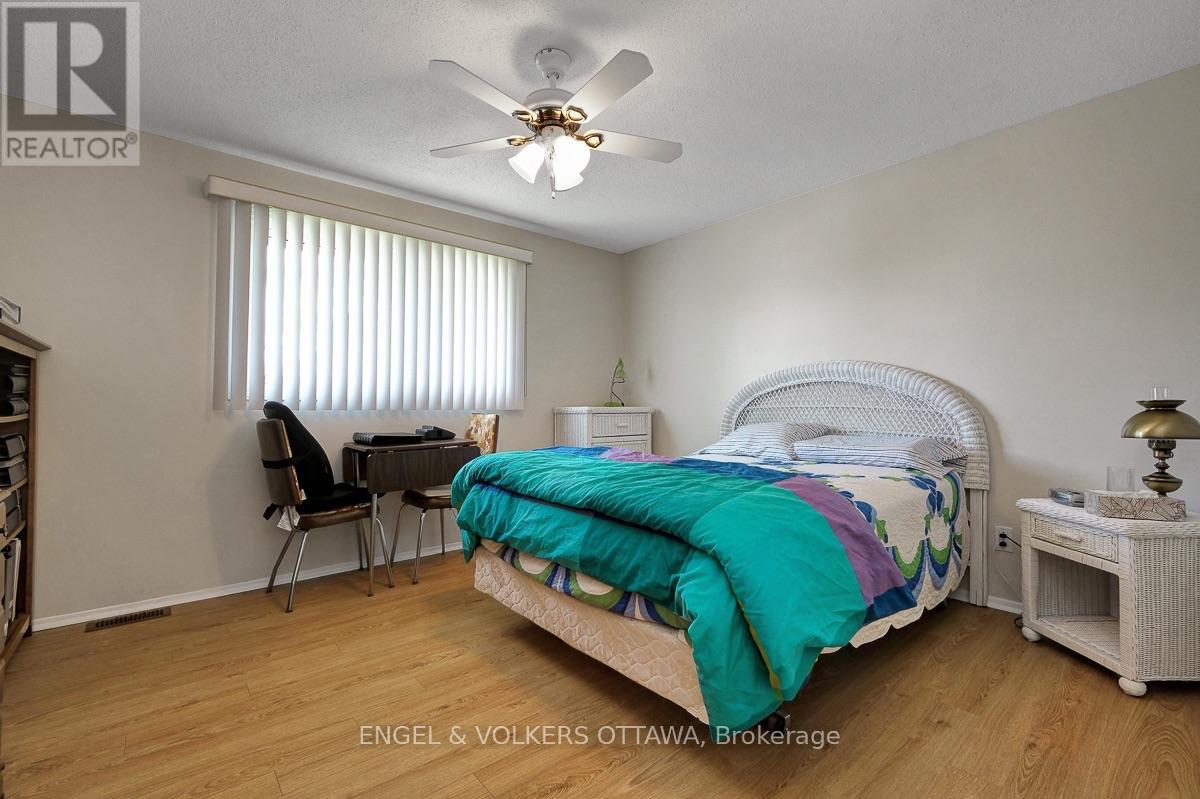 2695 Hickson Crescent S, Ottawa, Ontario  K2H 6Y5 - Photo 25 - X13597066