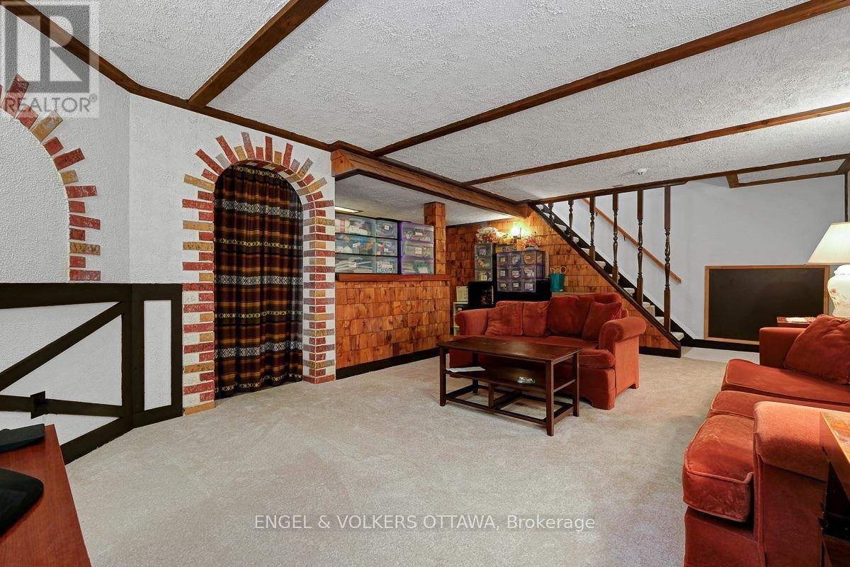 2695 Hickson Crescent S, Ottawa, Ontario  K2H 6Y5 - Photo 31 - X13597066