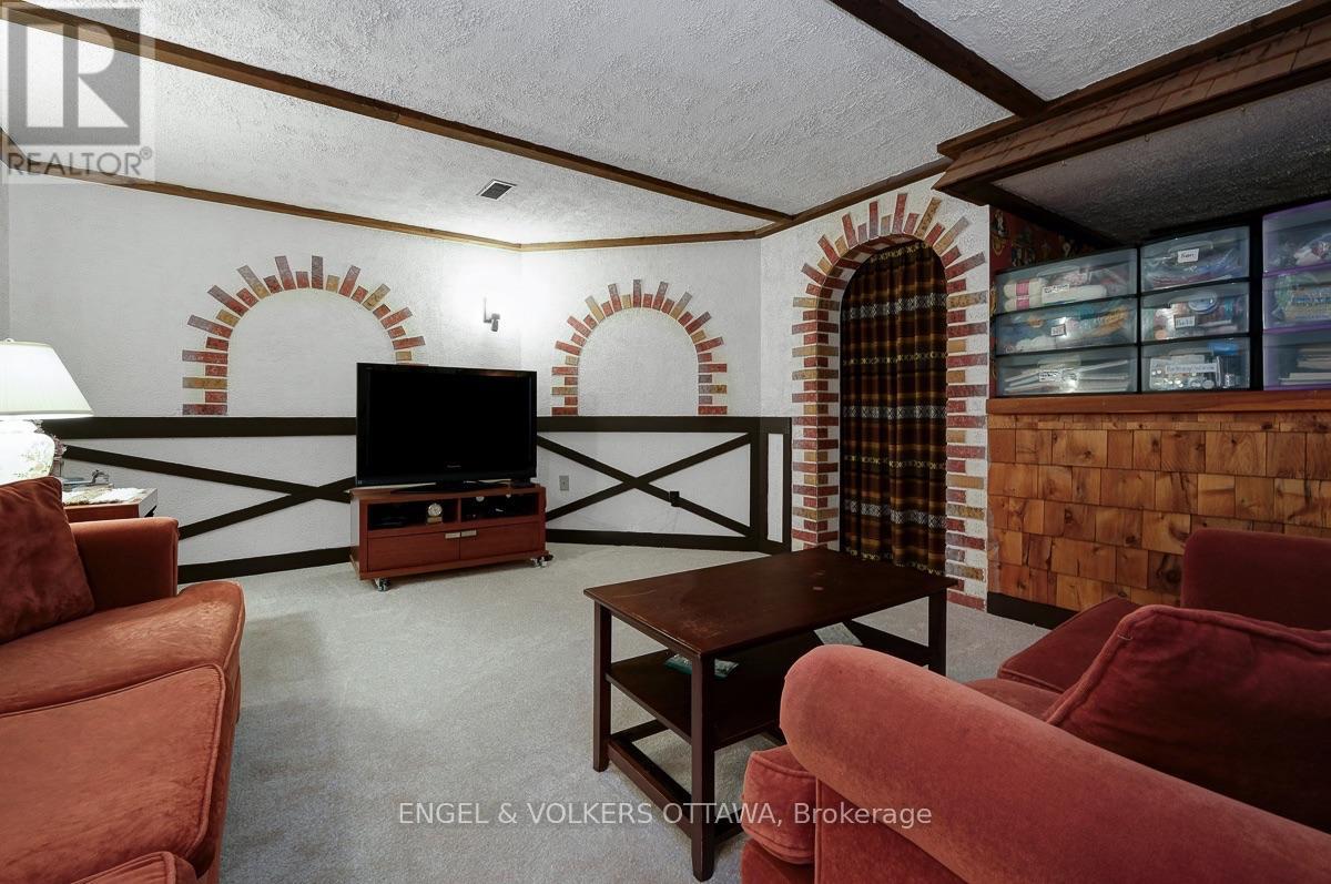 2695 Hickson Crescent S, Ottawa, Ontario  K2H 6Y5 - Photo 32 - X13597066