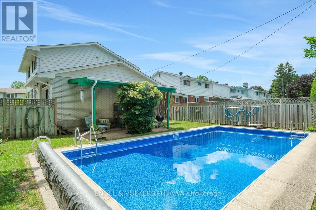 2695 Hickson Crescent S, Ottawa, Ontario  K2H 6Y5 - Photo 37 - X13597066