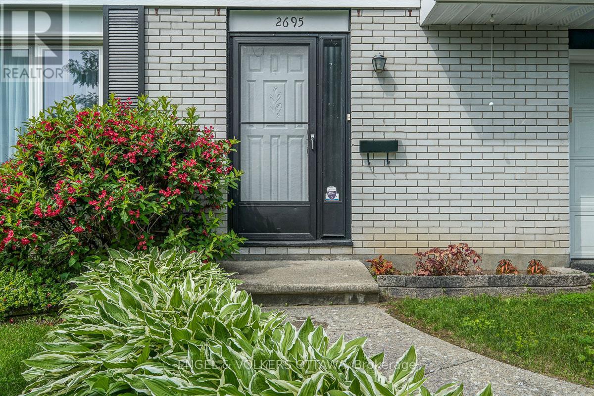 2695 Hickson Crescent S, Ottawa, Ontario  K2H 6Y5 - Photo 5 - X13597066