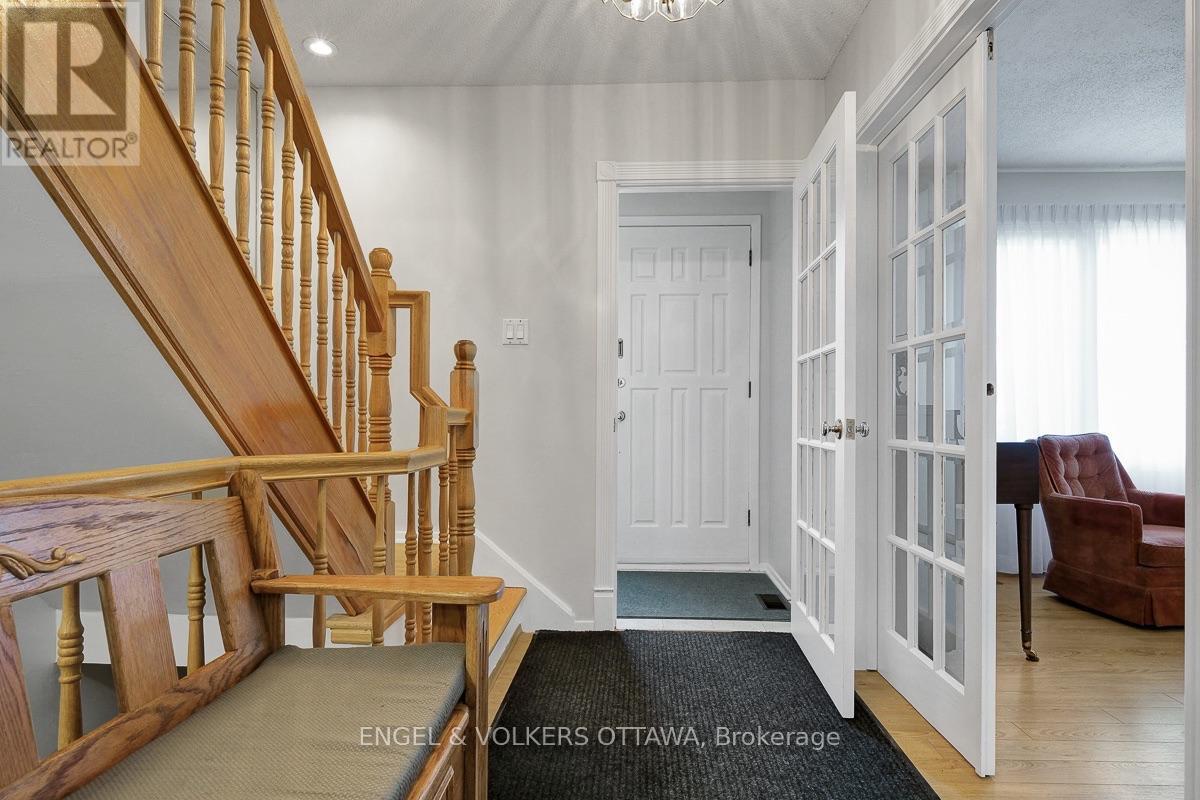 2695 Hickson Crescent S, Ottawa, Ontario  K2H 6Y5 - Photo 7 - X13597066