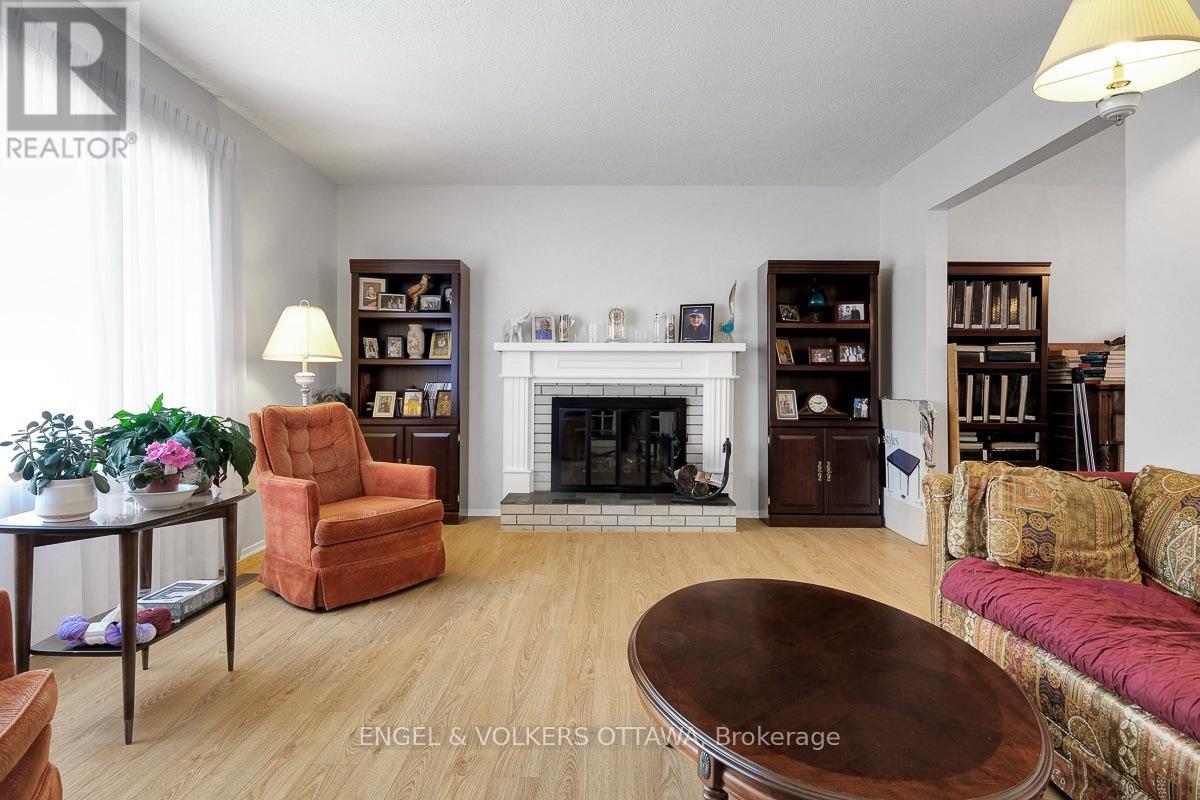 2695 Hickson Crescent S, Ottawa, Ontario  K2H 6Y5 - Photo 9 - X13597066