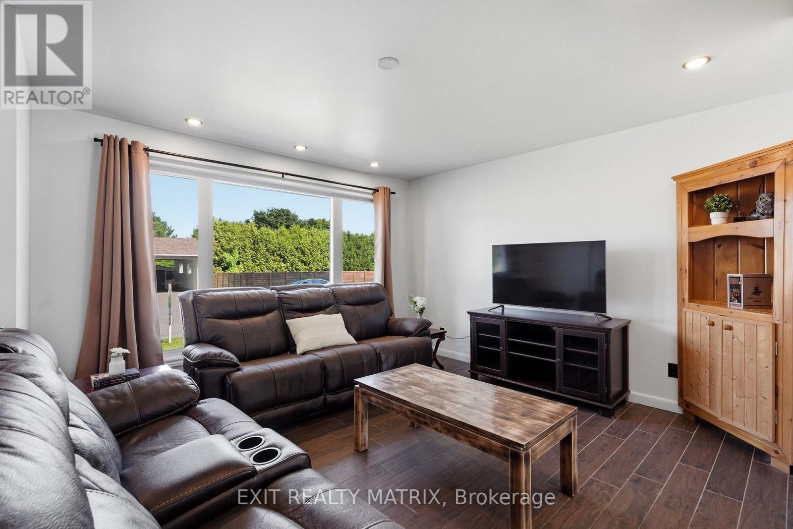 693 Cartier Street, Casselman, Ontario  K0A 1M0 - Photo 13 - X13597776