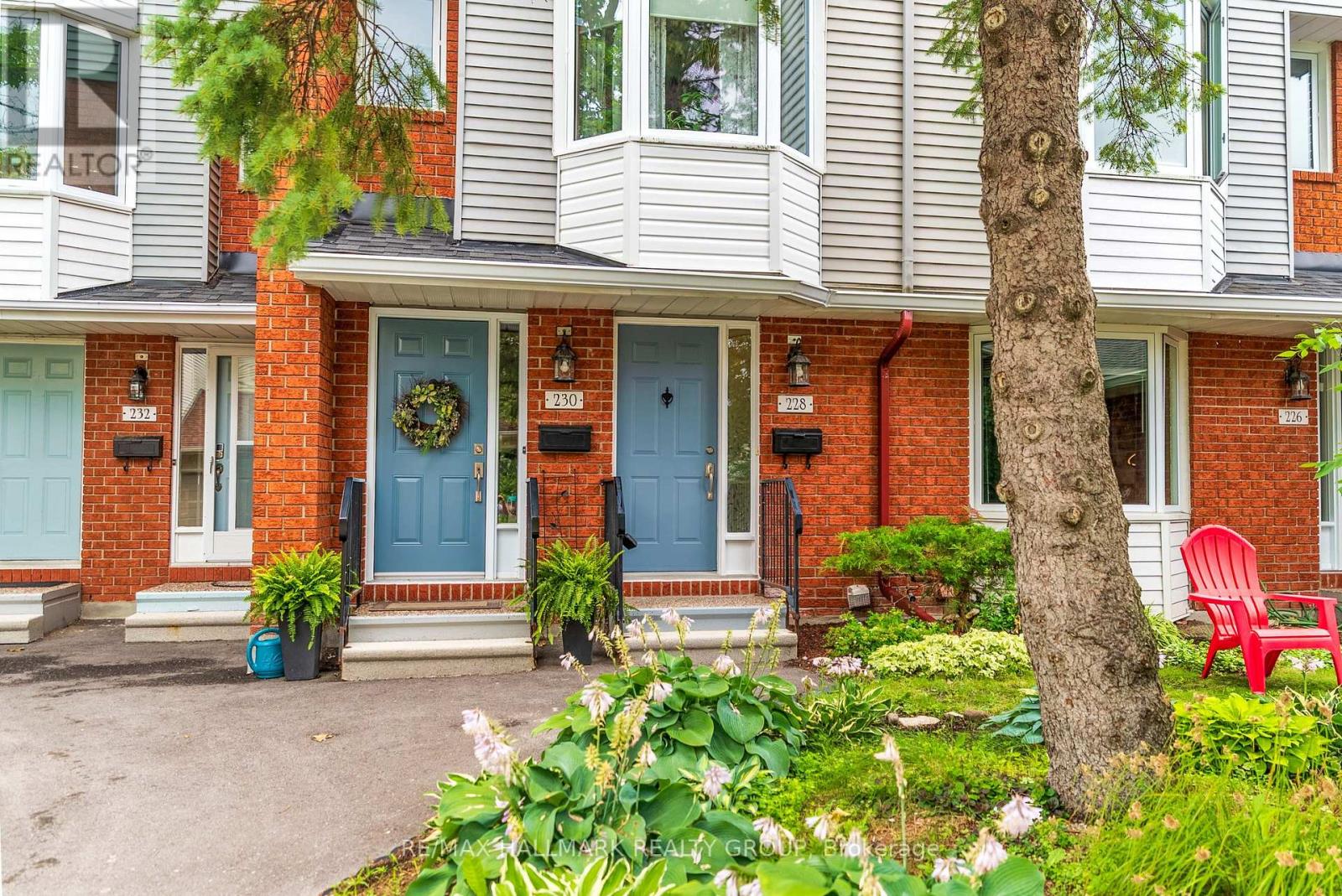 6 - 228 Harriot Private, Ottawa, Ontario  K1T 3C8 - Photo 1 - X13598146