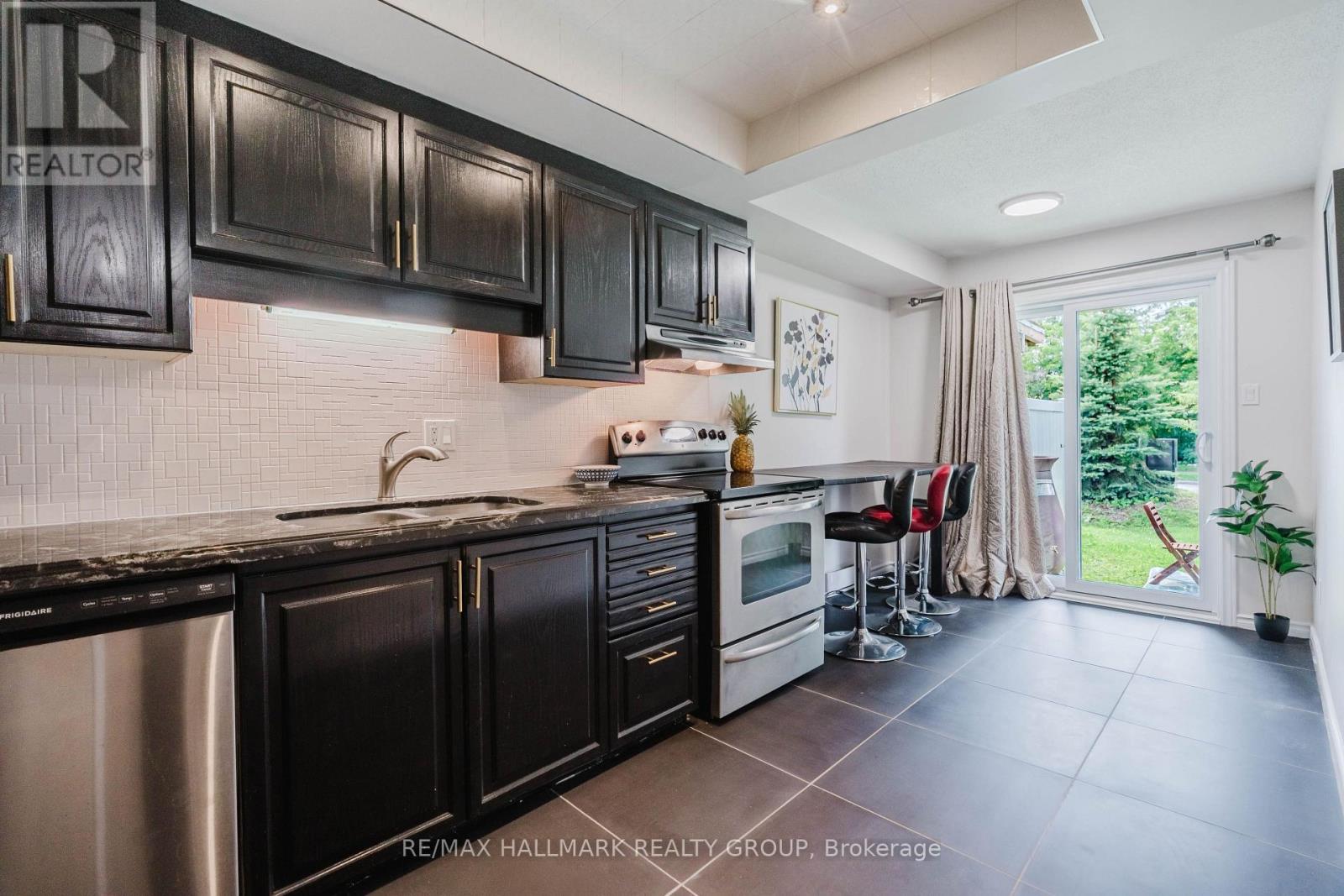 6 - 228 Harriot Private, Ottawa, Ontario  K1T 3C8 - Photo 15 - X13598146