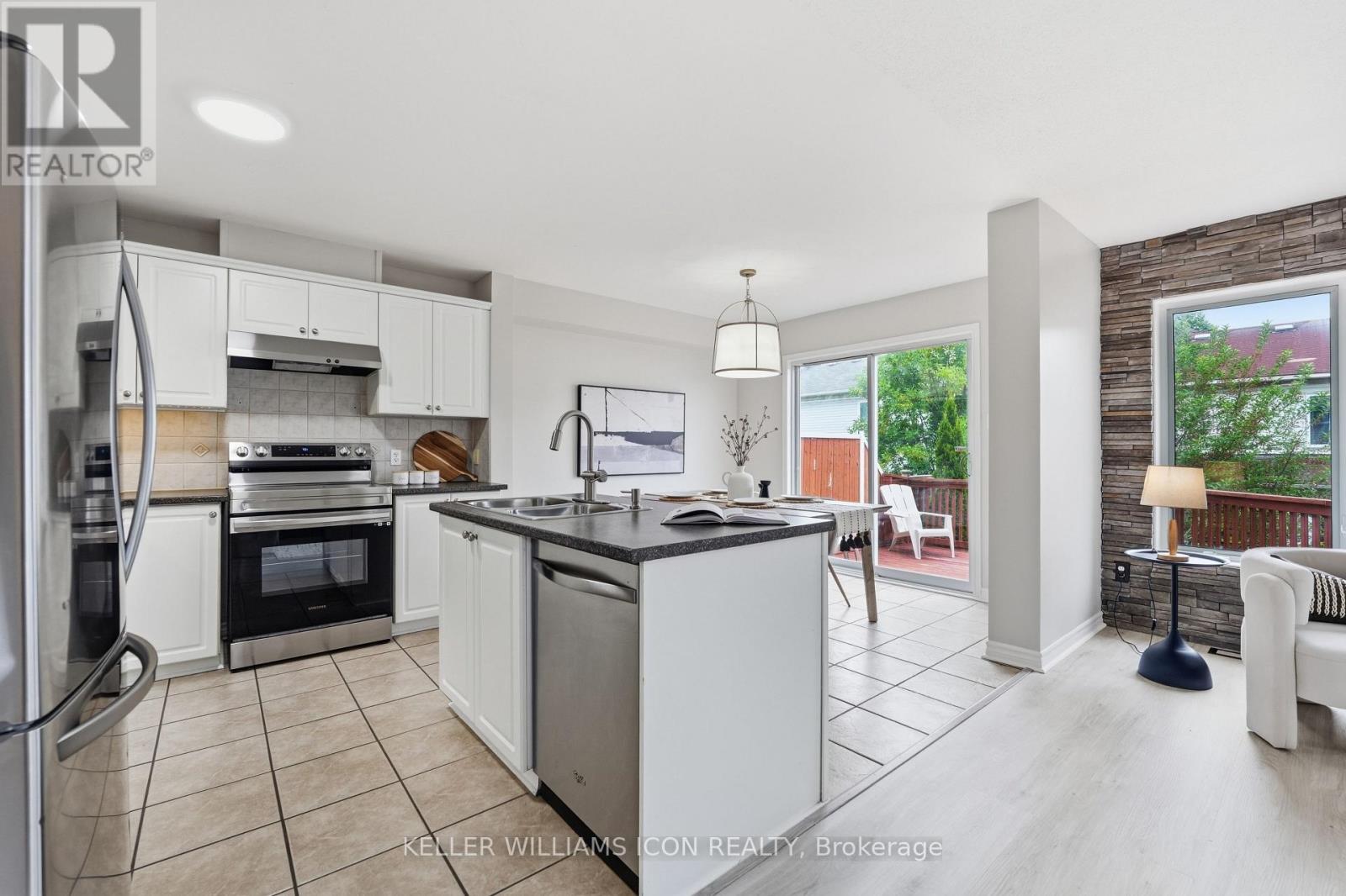 137 Harbour View Street, Ottawa, Ontario  K2G 6Z8 - Photo 11 - X13598378