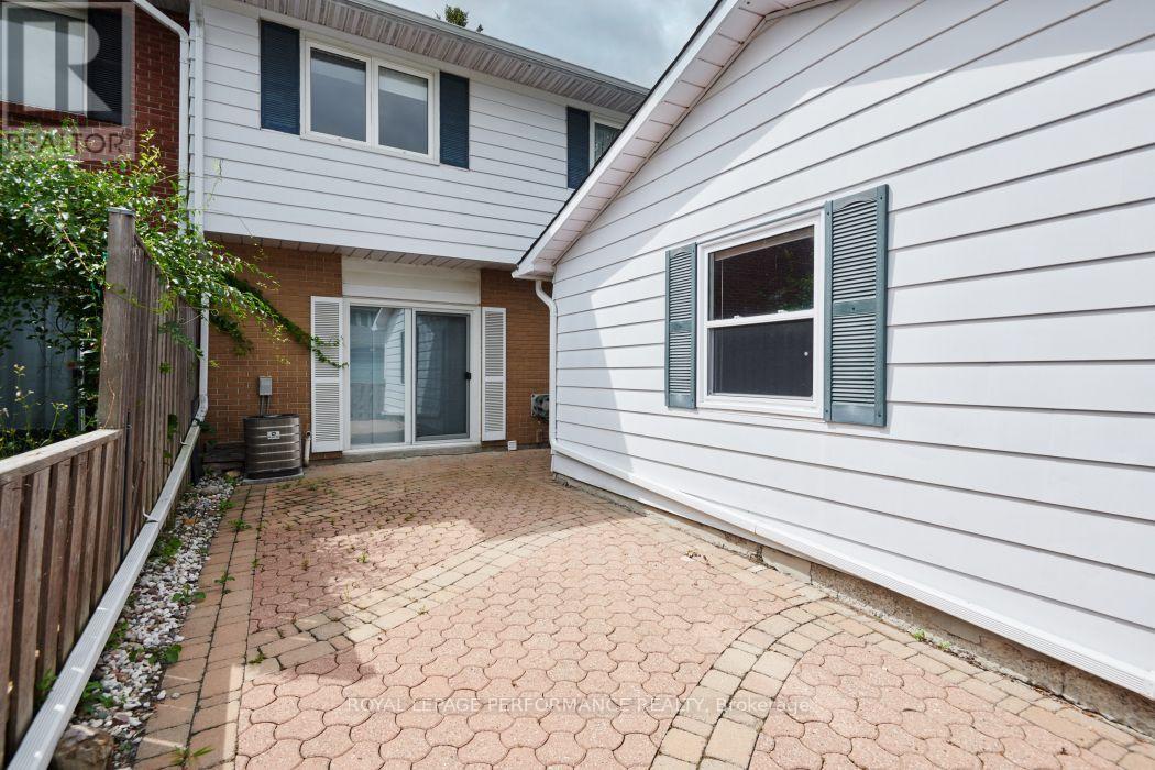67 Ramsgate Private, Ottawa, Ontario  K1V 8M4 - Photo 3 - X13598400