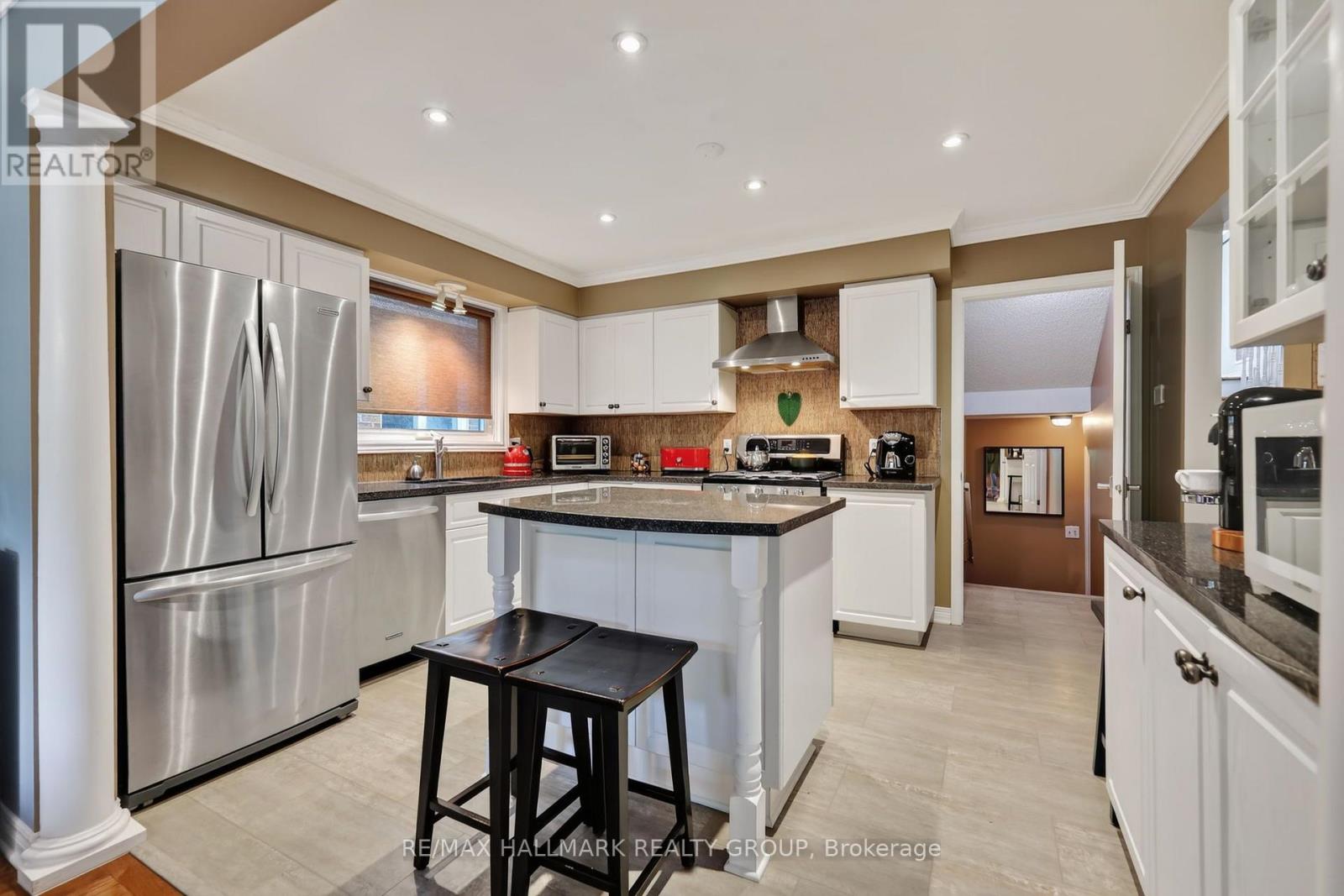 15 Pemberton Crescent, Ottawa, Ontario  K2G 4Y7 - Photo 12 - X13598476