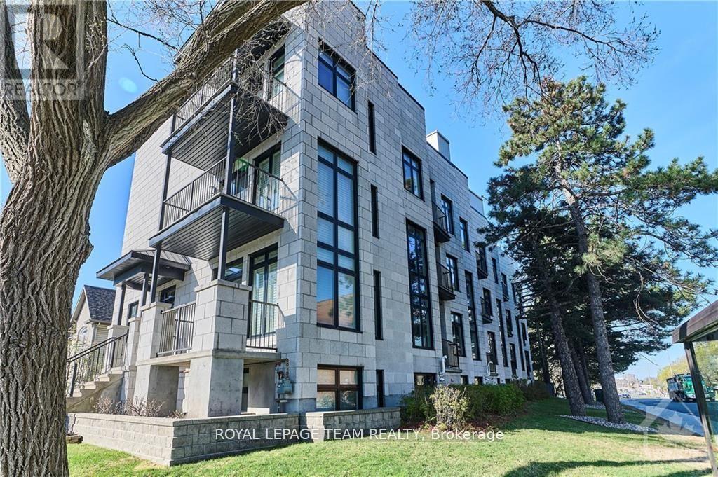 10 - 800 Melwood Avenue, Ottawa, Ontario  K2A 3C3 - Photo 1 - X13598592