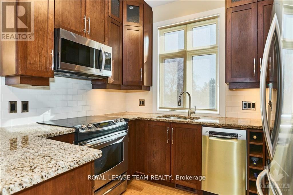 10 - 800 Melwood Avenue, Ottawa, Ontario  K2A 3C3 - Photo 9 - X13598592