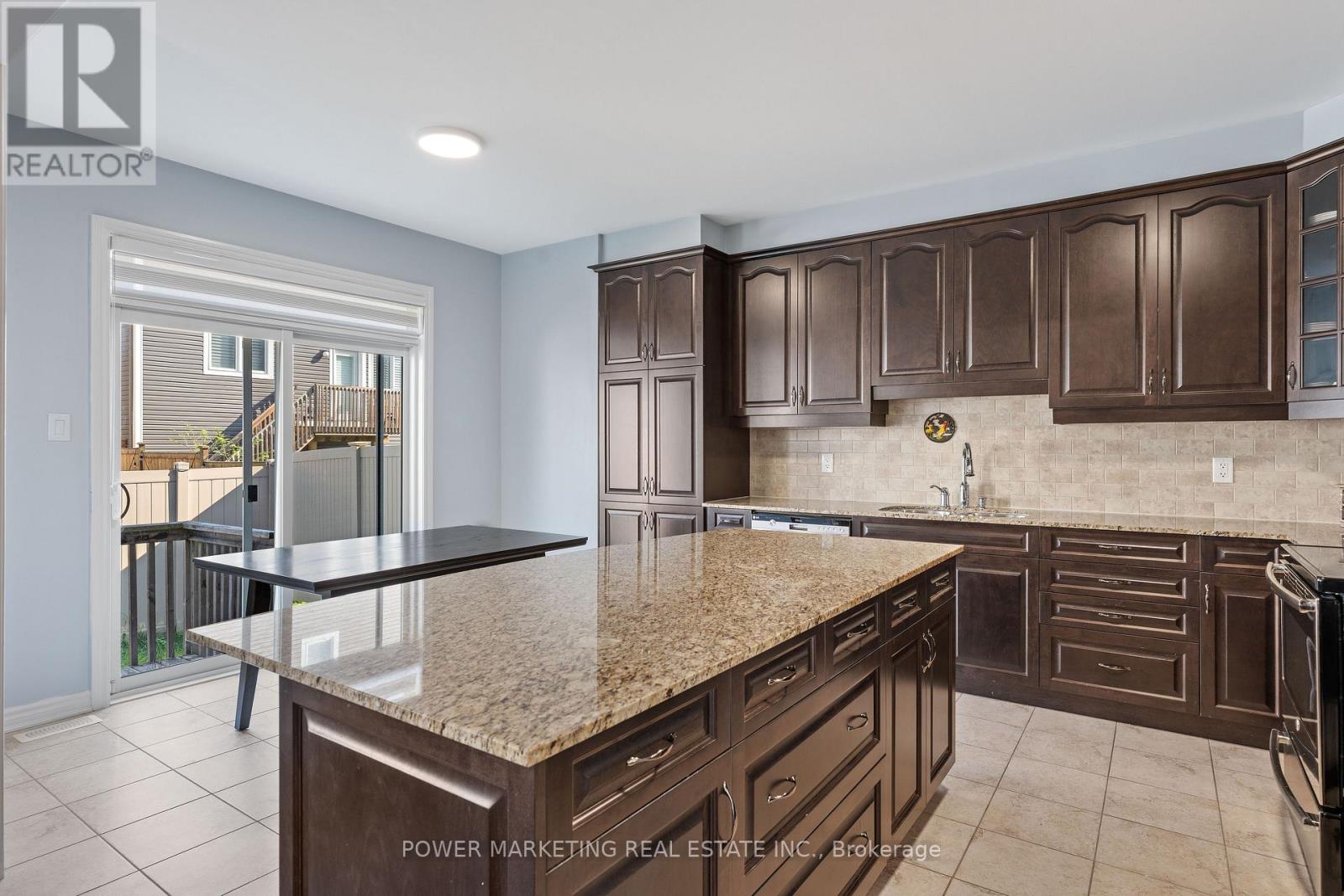 241 Rue Des Soldats Riendeau Street, Ottawa, Ontario  K2J 5Z4 - Photo 15 - X13598888