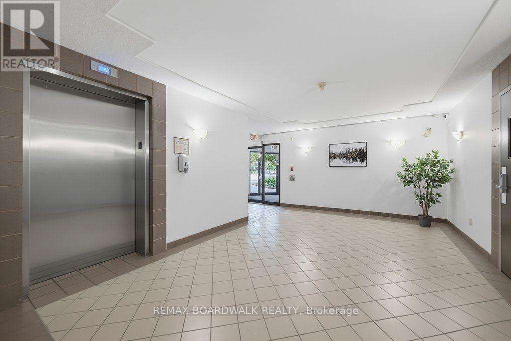 207 - 250 Brittany Drive, Ottawa, Ontario  K1K 4M1 - Photo 24 - X13599006