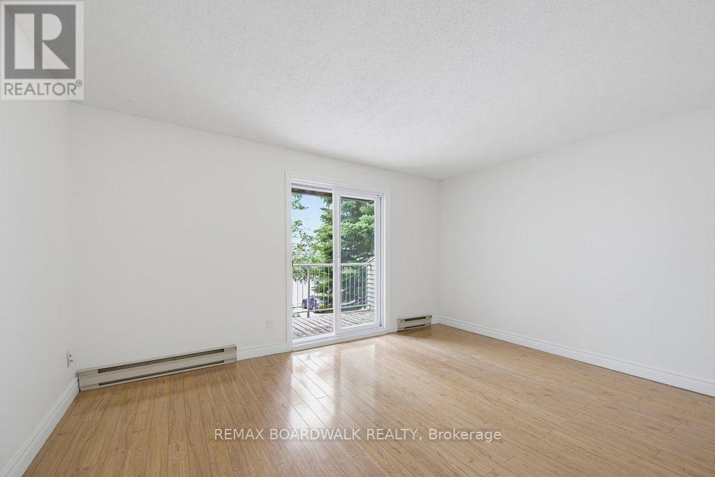 207 - 250 Brittany Drive, Ottawa, Ontario  K1K 4M1 - Photo 4 - X13599006