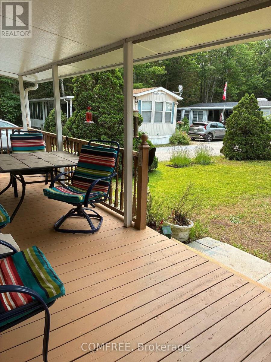 82 - 85 Theme Park Drive, Wasaga Beach, Ontario  L9Z 1X7 - Photo 16 - S13599130