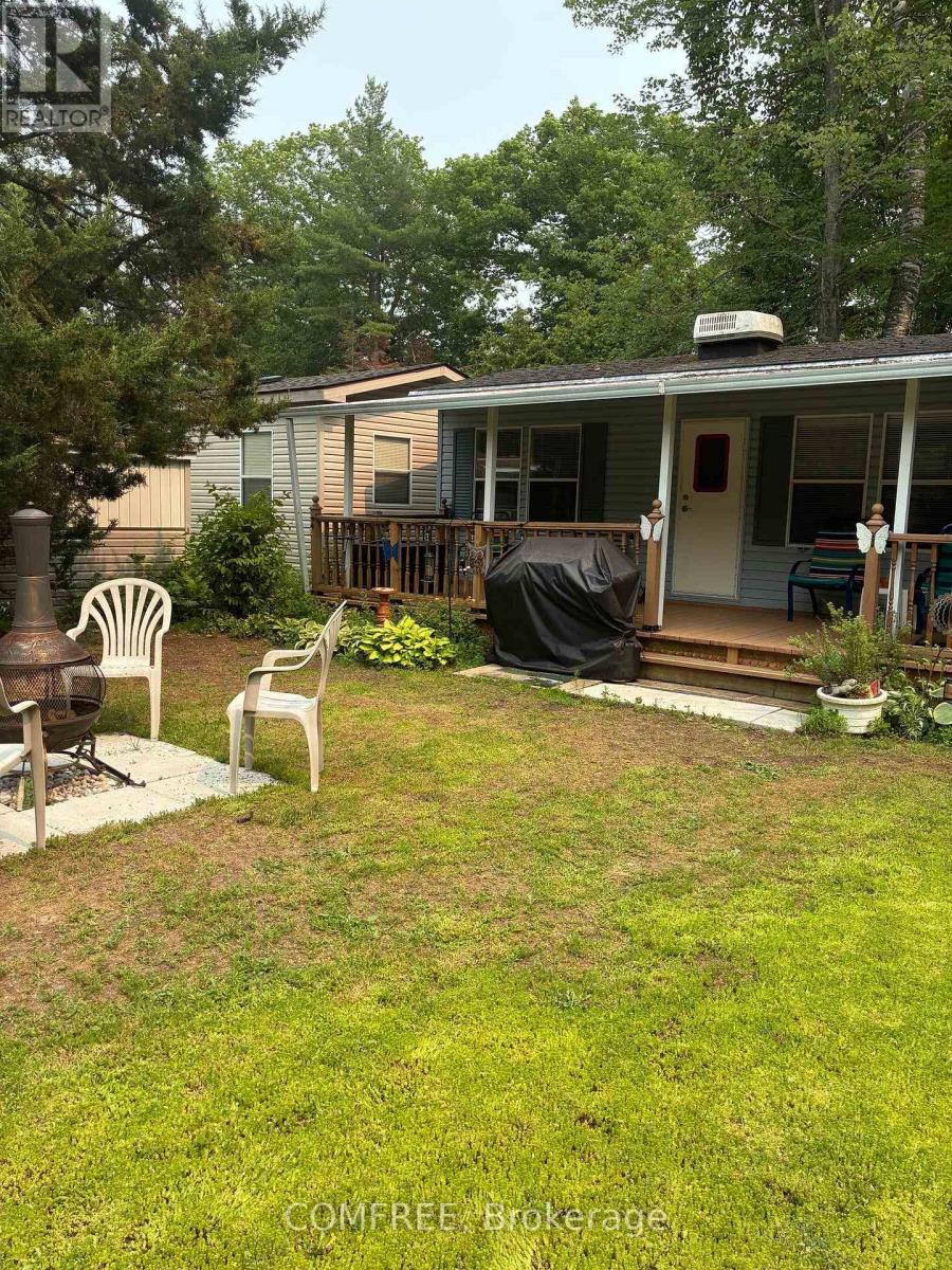 82 - 85 Theme Park Drive, Wasaga Beach, Ontario  L9Z 1X7 - Photo 19 - S13599130