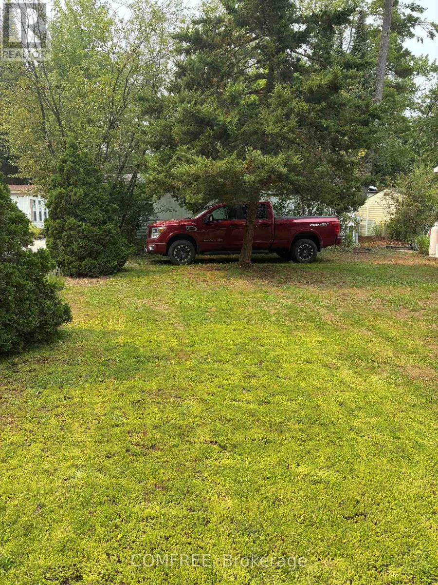 82 - 85 Theme Park Drive, Wasaga Beach, Ontario  L9Z 1X7 - Photo 24 - S13599130