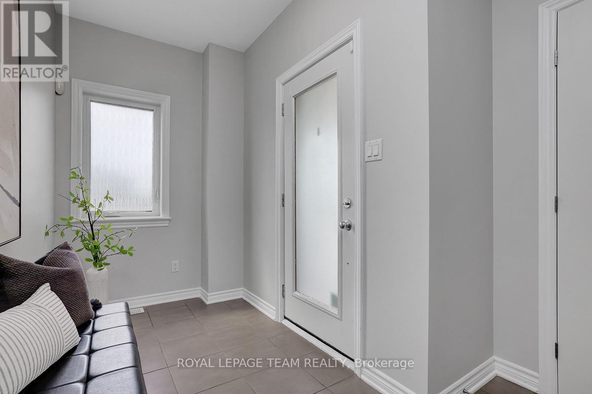 224 Chaperal Private, Ottawa, Ontario  K2A 0Y2 - Photo 5 - X13599270