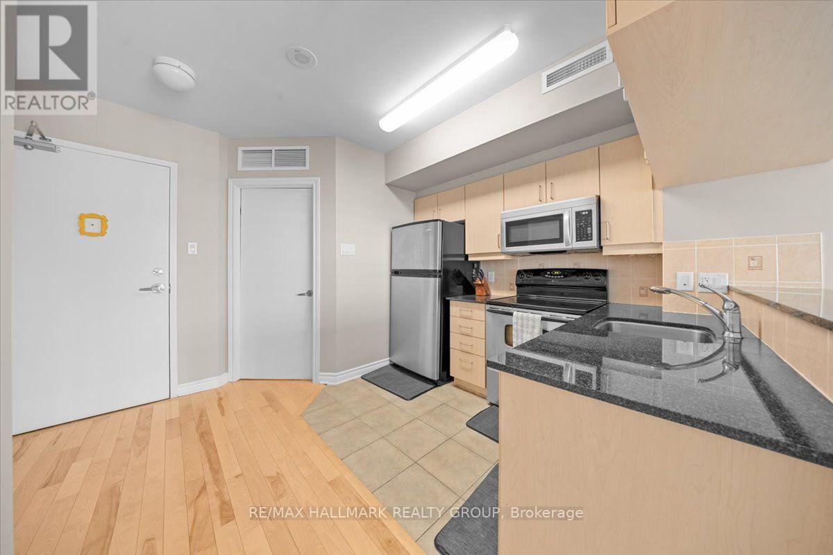 1703 - 445 Laurier Avenue W, Ottawa, Ontario  K1N 6R4 - Photo 7 - X13599290