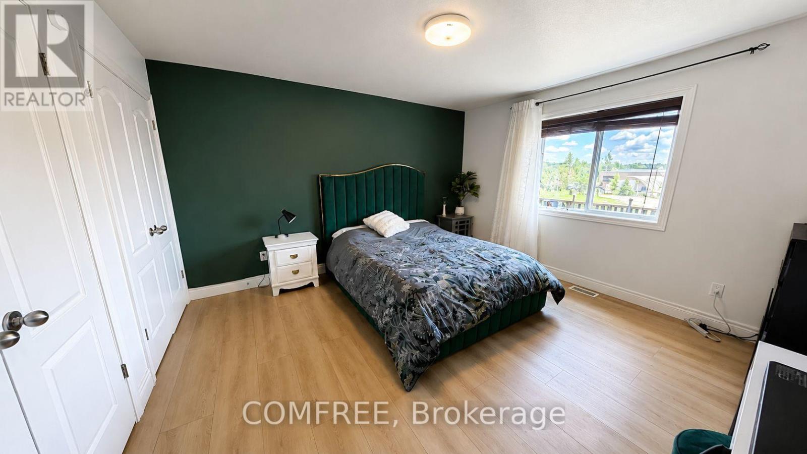 279 South Street E, West Grey, Ontario  N0G 1R0 - Photo 11 - X13599814