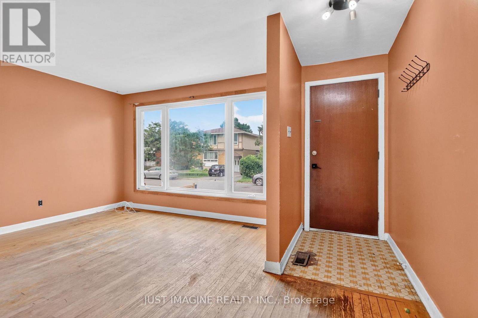 2654 Conn Street, Ottawa, Ontario  K2B 7C5 - Photo 4 - X13600066