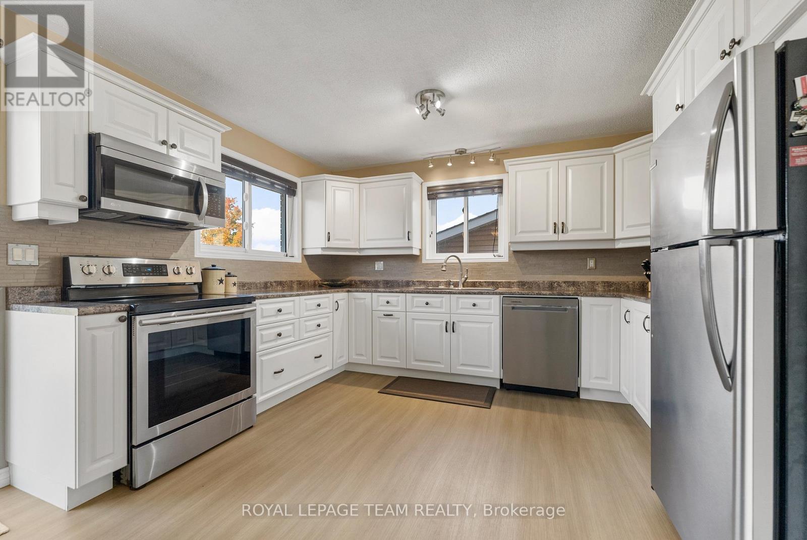 1059 Flynn Avenue, Ottawa, Ontario  K7S 3G7 - Photo 14 - X13600604