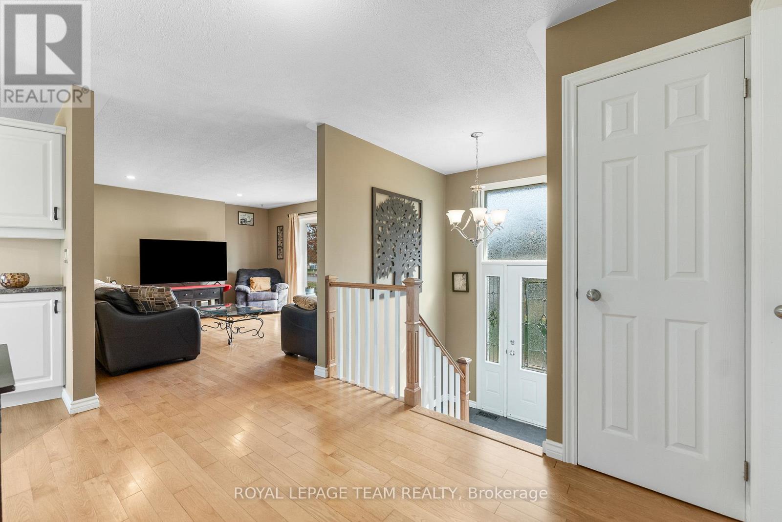 1059 Flynn Avenue, Ottawa, Ontario  K7S 3G7 - Photo 9 - X13600604
