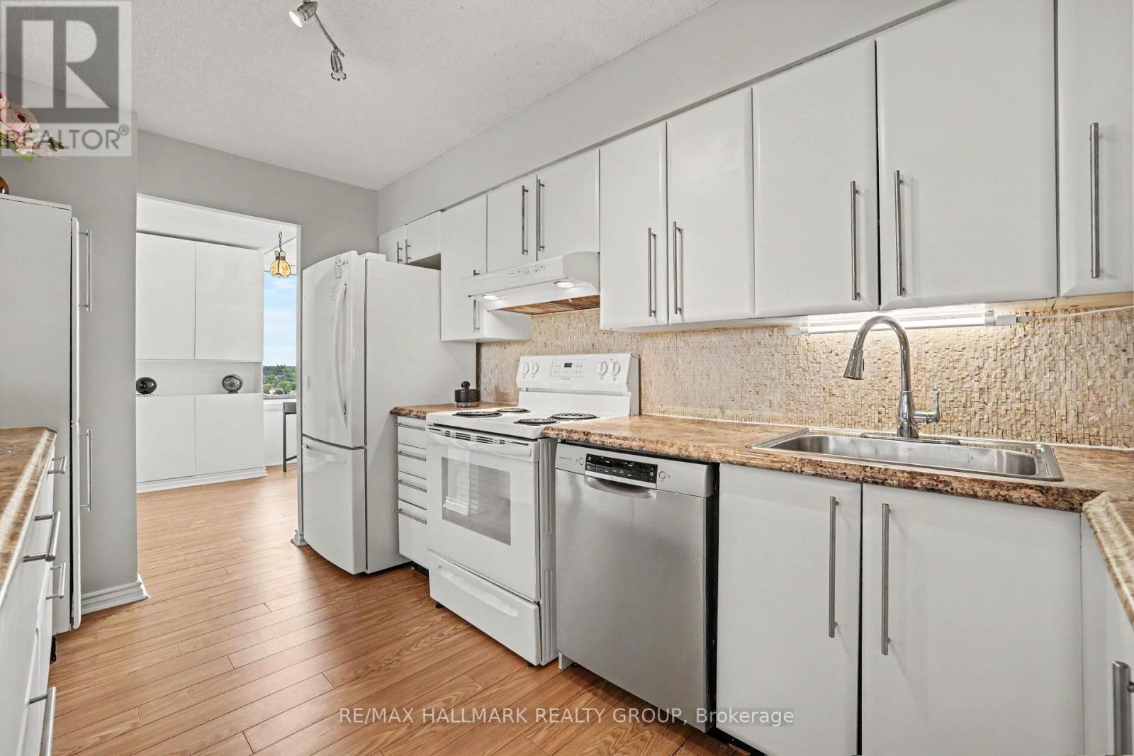 915 - 1025 Grenon Avenue, Ottawa, Ontario  K2B 8S5 - Photo 15 - X13600614