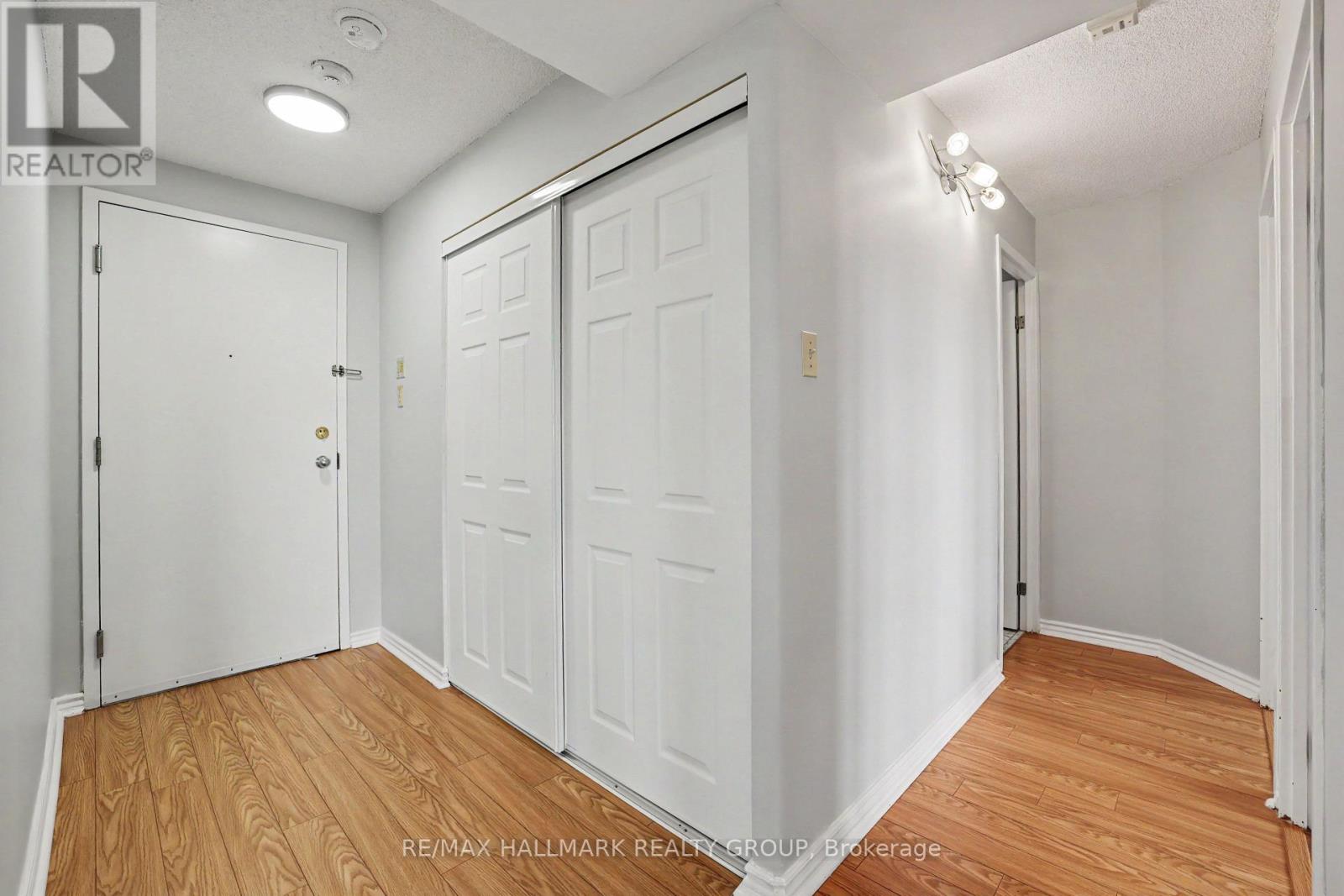 915 - 1025 Grenon Avenue, Ottawa, Ontario  K2B 8S5 - Photo 4 - X13600614