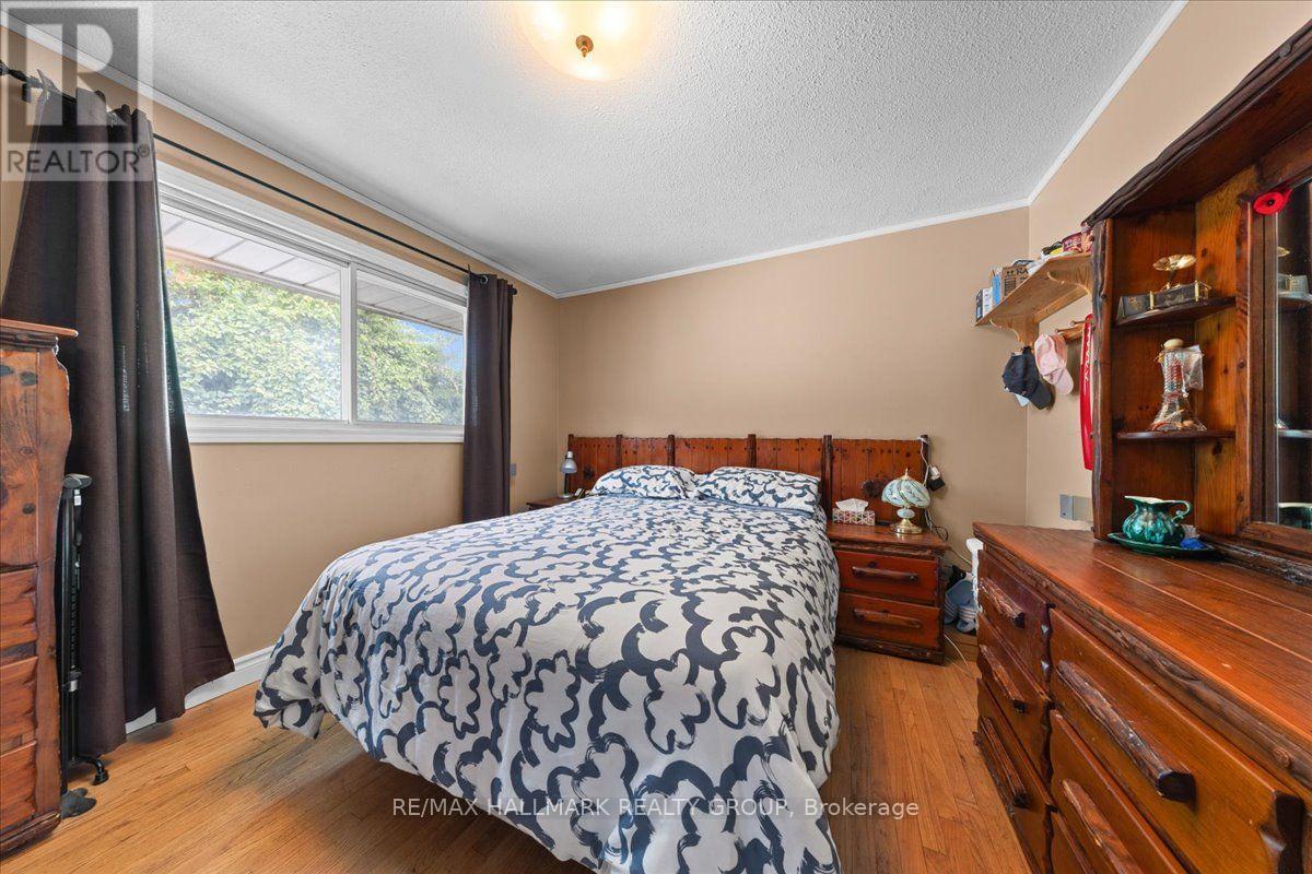 664 Cummings Avenue, Ottawa, Ontario  K1K 2K8 - Photo 10 - X13600766