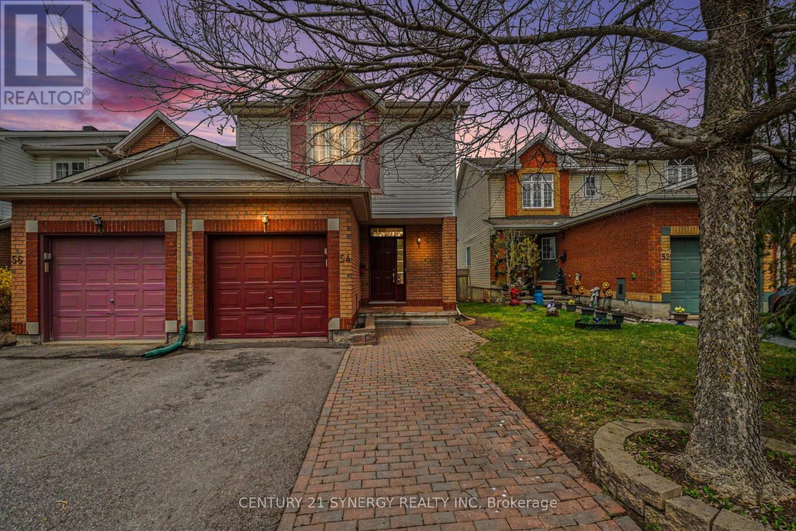 54 Meadowcroft Crescent, Ottawa, Ontario  K1J 1H2 - Photo 1 - X13601948