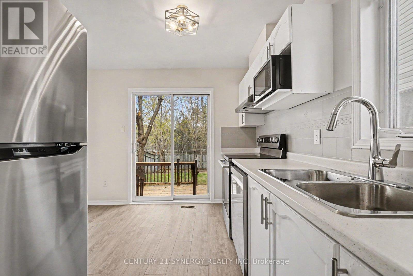 54 Meadowcroft Crescent, Ottawa, Ontario  K1J 1H2 - Photo 13 - X13601948