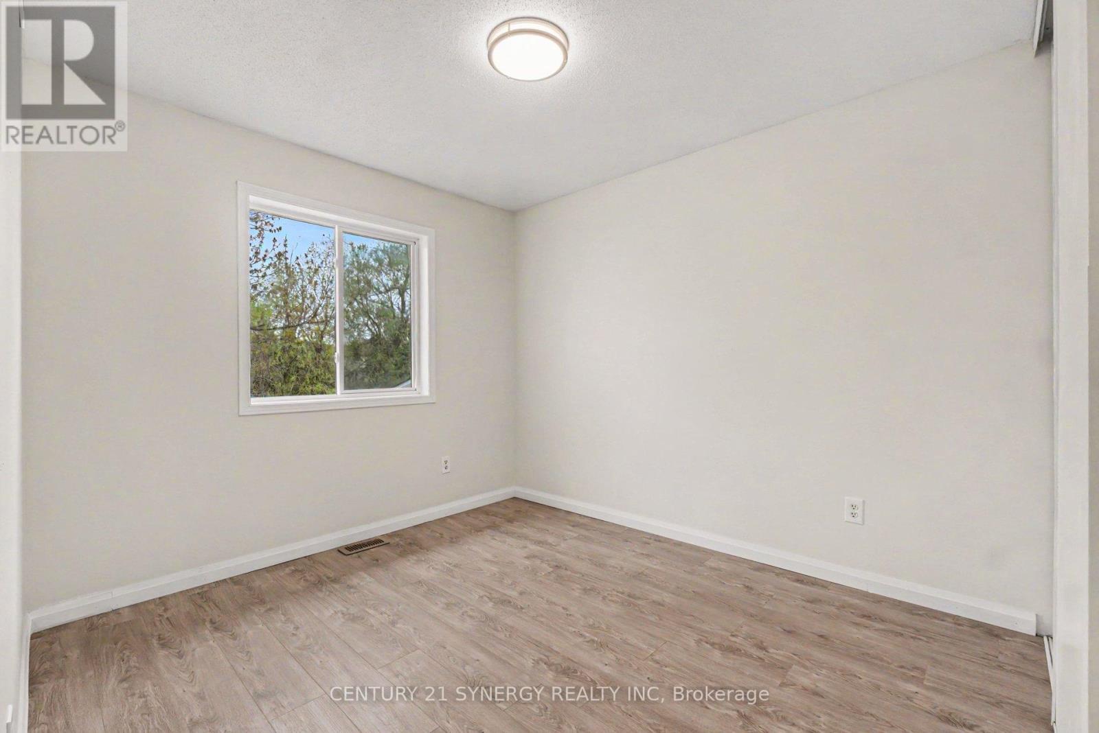 54 Meadowcroft Crescent, Ottawa, Ontario  K1J 1H2 - Photo 19 - X13601948