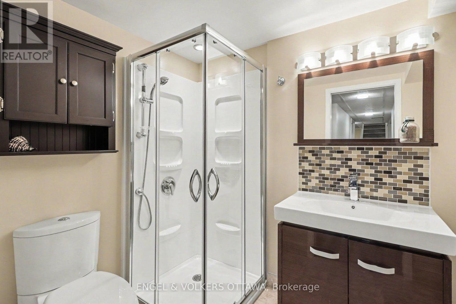 1331 Alloway Crescent, Ottawa, Ontario  K1K 3Y9 - Photo 25 - X13602144