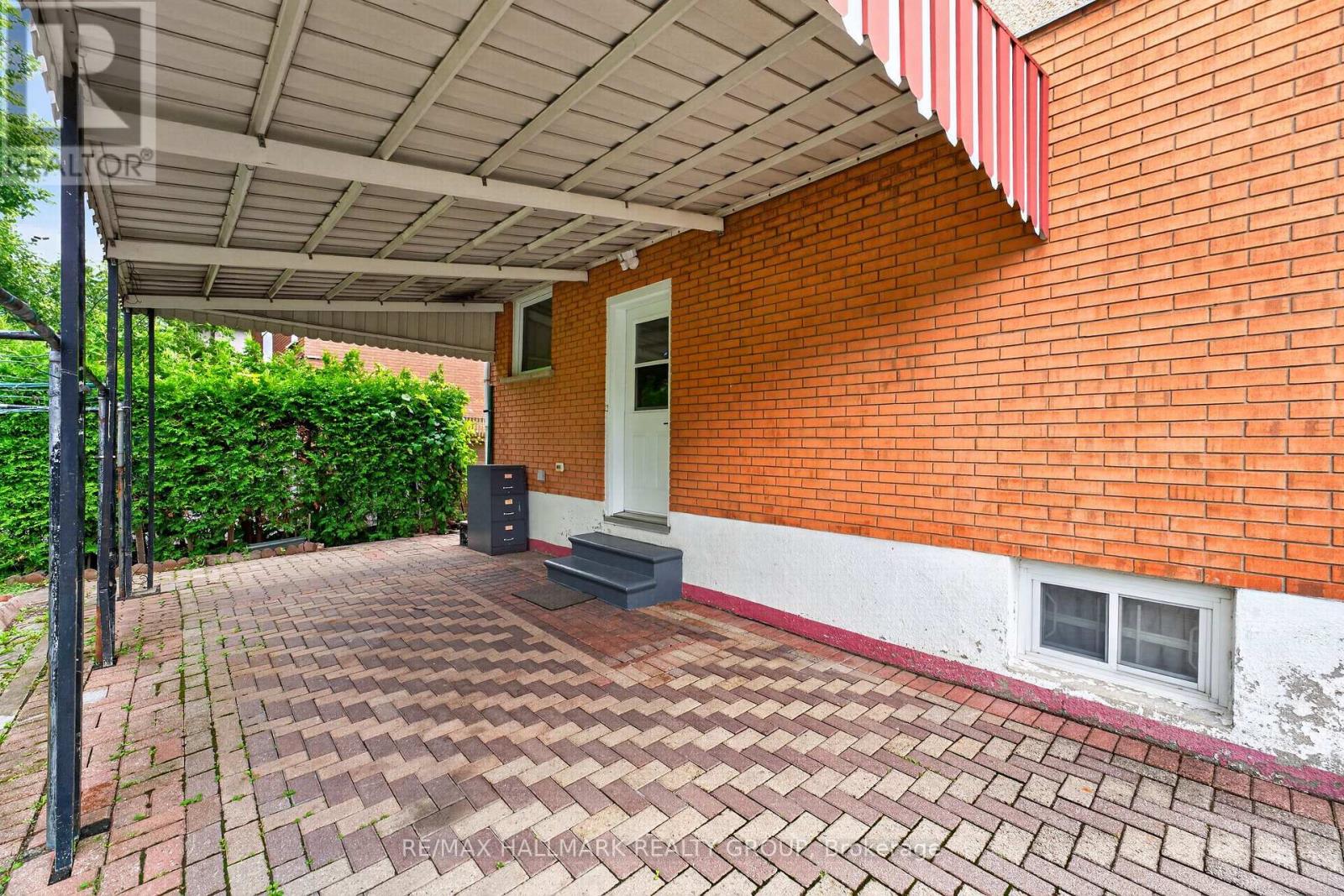 323 Poulin Avenue, Ottawa, Ontario  K2B 5T7 - Photo 44 - X13602222