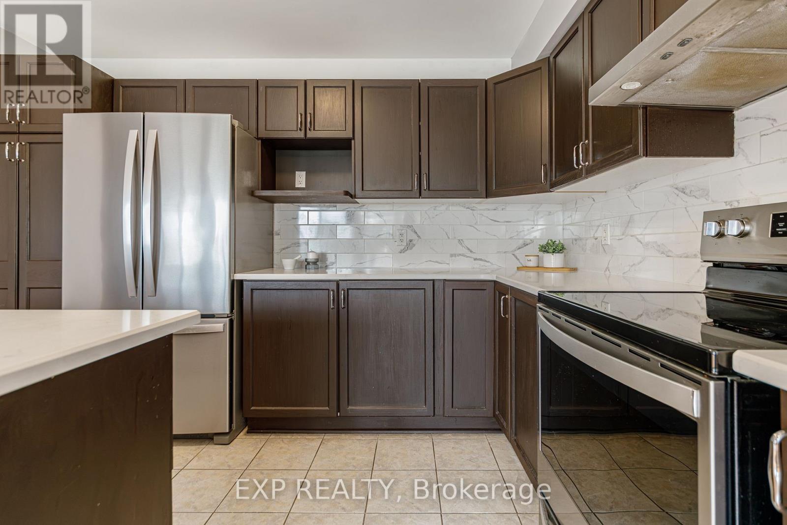 4220 Kelly Farm Drive, Ottawa, Ontario  K1T 0A5 - Photo 10 - X13603210